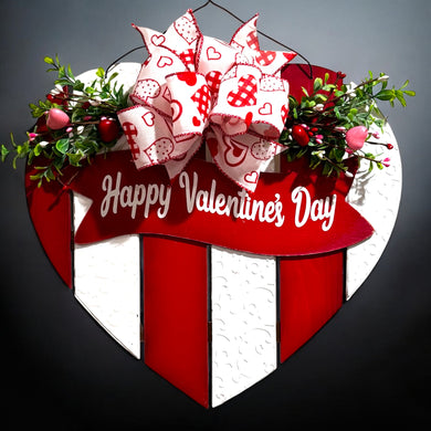 Valentines Day Country Red Heart  Wood Wreath