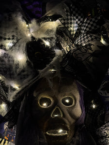 Halloween Skull Wreath, Halloween Wreath Battery Timer Light, Spooky Halloween Wreath (Free Shipping)