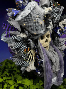 Halloween Skull Wreath, Halloween Wreath Battery Timer Light, Spooky Halloween Wreath (Free Shipping)