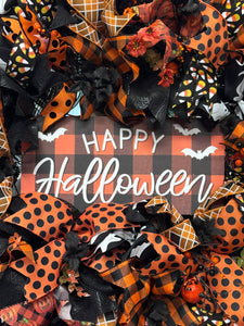 Halloween Wreath "Happy Halloween" Orange & Black Pip Berry Halloween Wreath (Free Shipping)