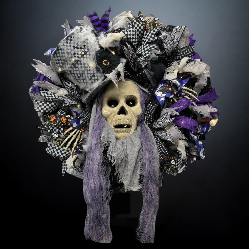 Halloween Skull Wreath, Halloween Wreath Battery Timer Light, Spooky Halloween Wreath (Free Shipping)