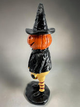 Halloween Pumpkin Witch Figurine – 3D Pumpkin Man with Witch Hat, 7 Inch Tabletop Décor (Copy)