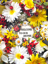 Ladybug Summer Wreath for Front Door, Hello Sign Wreath, Daisy & Red Geranium Farmhouse Door Decor, Ladybug Front Door Wreath