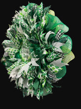 St Patrick’s Day Wreath for Front Door, Green Shamrock Wreath, Irish Holiday Door Decor