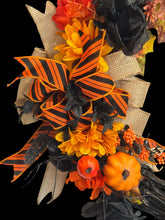 Halloween Jack o Lantern Wreath    Budget Friendly Halloween Farmhouse style Wreath