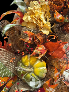 Country Fall Wreath, Farmhouse Style, Pumpkin Hydrangea Welcome Wreath (Free Shipping)